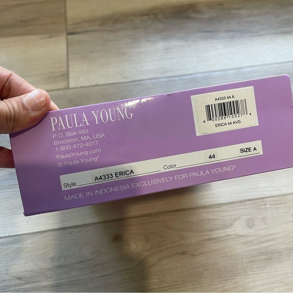 Paula Young wig A4333 Erica Color 44 Size A - Picture 7 of 10